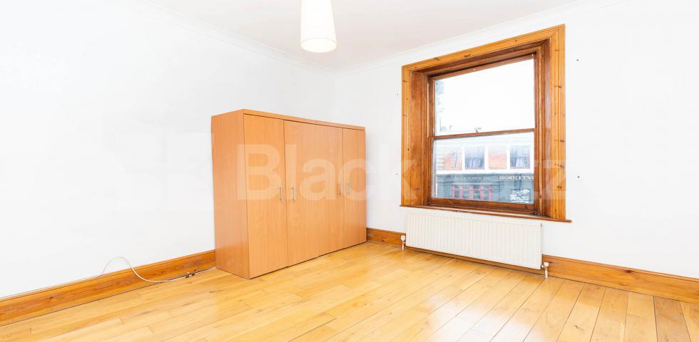 			COUNCIL TAX INCLUDED!, 2 Bedroom, 1 bath, 1 reception Flat			 Park Road, Crouch End